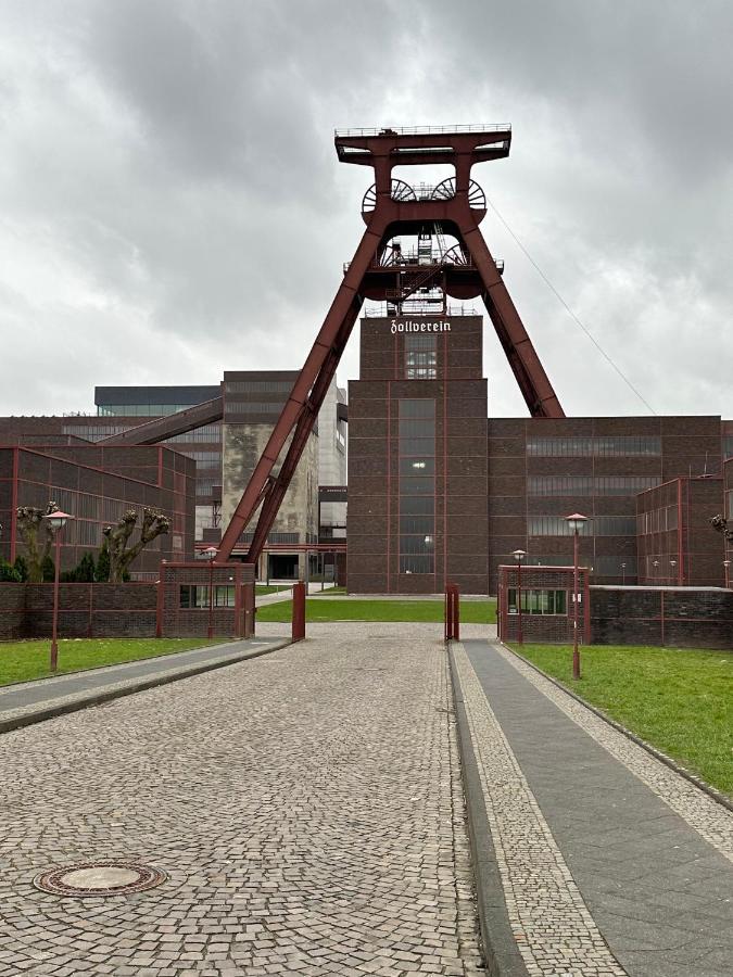 Ferienwohnung Gemuetliche 93M² Wohlfuehlflaeche Mit Ausblick Zum Weltkulturerbe! Essen Exterior foto